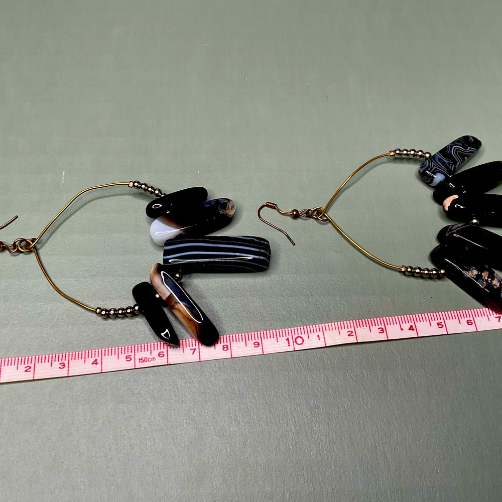 Beautiful, hanging earrings, very stylish